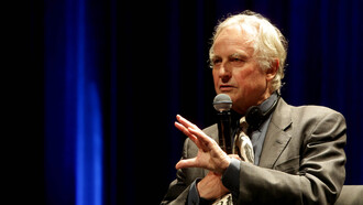 Richard Dawkins advirtió los riesgos de abandonar la razón, pero el mundo contemporáneo demuestra que la fe y el poder siguen moldeando la política más allá de sus límites