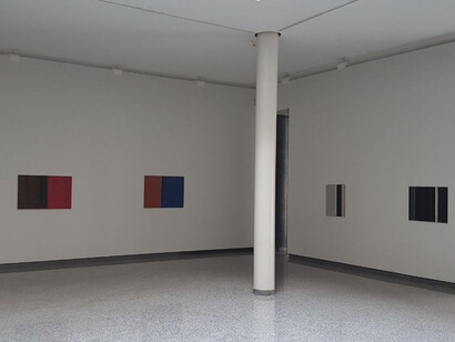 Luc Peire, Exhibition view. Courtesy of Lorenzelli Arte