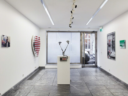 Data Dating. Courtesy of Galerie Charlot. Photo credit Michael DePasquale