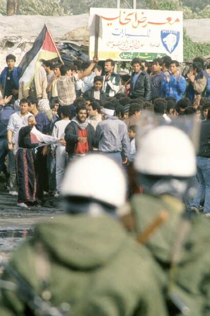 Intifada en la franja de Gaza, fotografía de 	
Efi Sharir tomada el 21 de diciembre de 1987