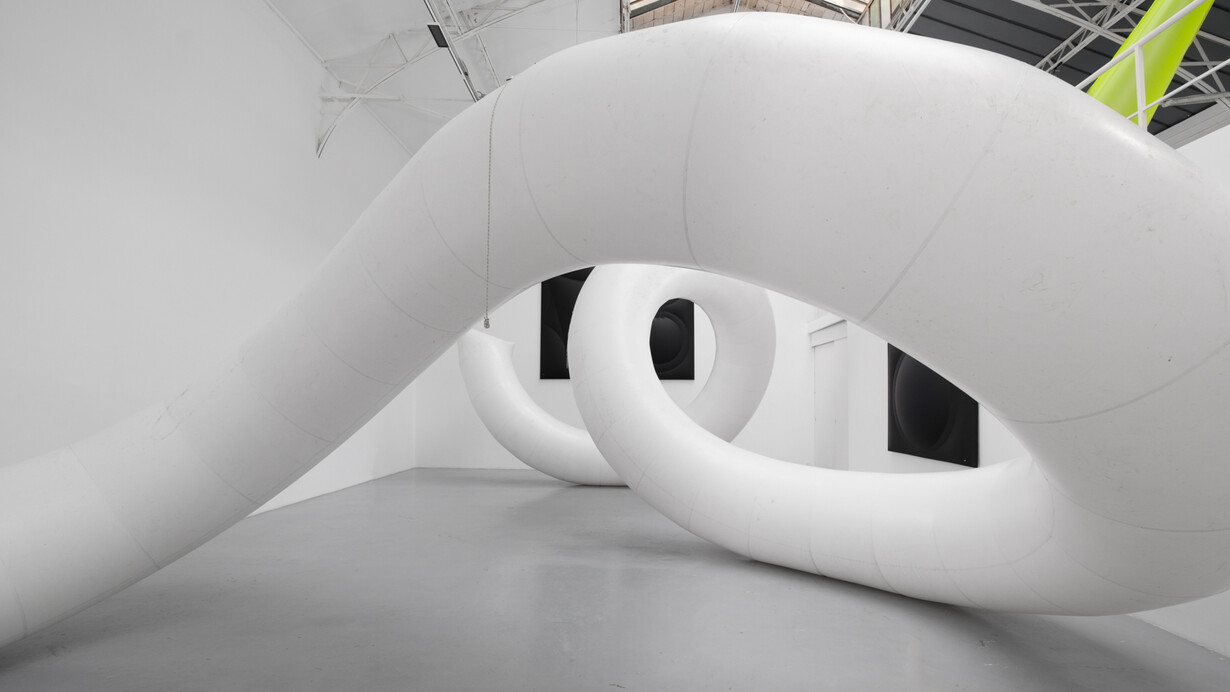 Franco Mazzucchelli, Is it yours? Is it mine? Exhibition view. Courtesy of Galerie Hussenot