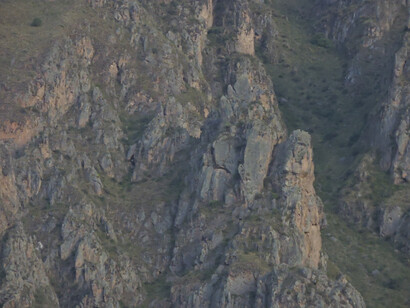 Entre senderos de altura y cielos inmensos, la montaña revela tanto su belleza cautivadora como su carácter implacable