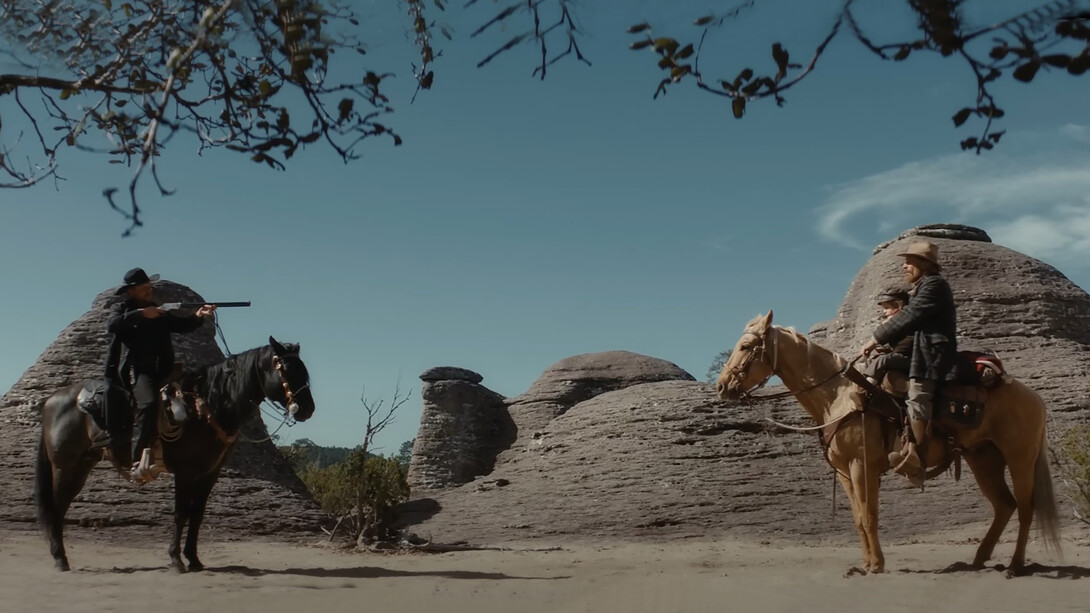 Scene from The Dead Don't Hurt, starring Viggo Mortensen