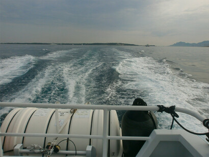 Voyage au bout de la mer, Île Sainte-Marguerite. L’augmentation du coût de la vie pendant cette période incombe à la société et au gouvernement, et aussi aux régions et aux départements
