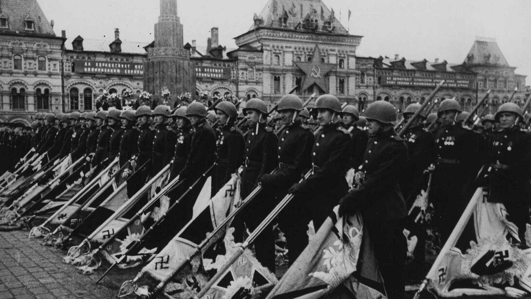 A division of the Soviet army marching in WW2