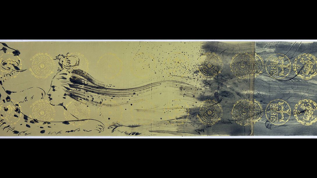 Omar Galliani, Lontani da Xian, 2009, inchiostro su carta seta con fregi in oro, 73x273 cm #2
