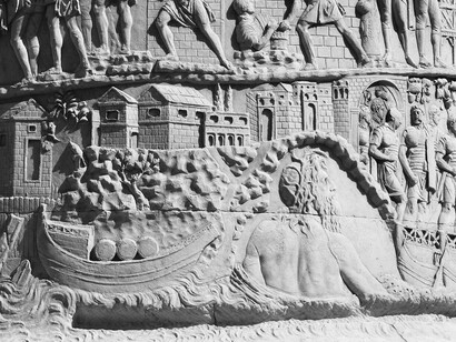 Colonna Traiana, particolare