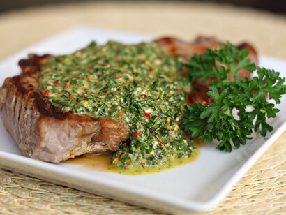 Asado e chimichurri
