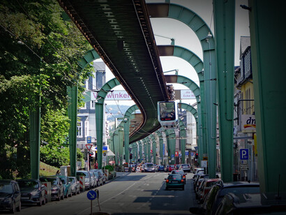 Carl Eugen Langen entwickelte die Schwebebahn als richtige Lösung für die Personenbeförderung an der Wupper
