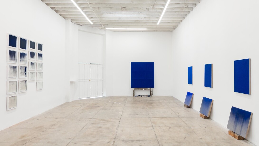 Claudia Parducci, Blue, exhibition view. Courtesy of Ochi Projects