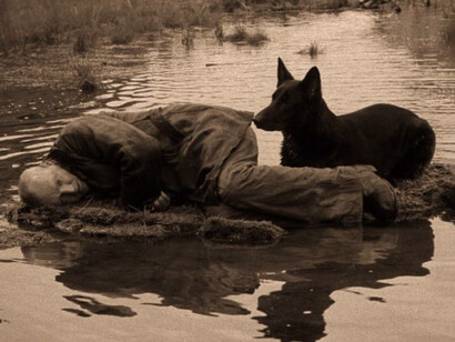 Stalker di Andrej Tarkovskij, (1979). Solo in quei luoghi, nella mente e nel corpo, possiamo liberare il mondo dal tempo e percepirlo come eterno, unificato e armonioso