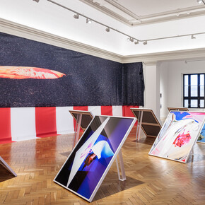 Wait a minute, exhibition view. Courtesy of OÖ Landes-Kultur GmbH