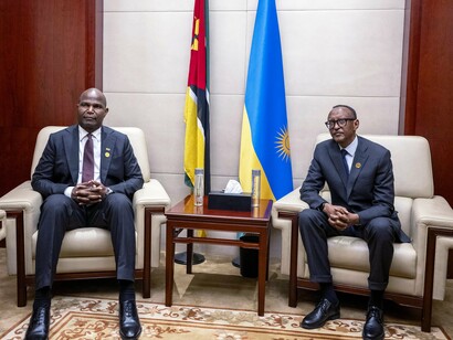 Encontro do Presidente Adesina (Nigéria) com o Presidente de Moçambique, Daniel Chapo. O conselho constitucional luta uma vez mais e a todo custo para validar eleições fraudulentas e salvar um regime decadente, a final qual é o papel real de um conselho constitucional em Estado direito e democrático