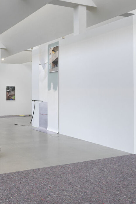 Exhibition view "Things Doing Their Thing“, Photo: Jens Ziehe