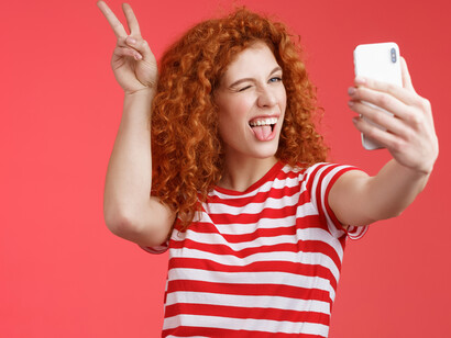 Selfie para redes sociais. As marcas incentivam esse tipo de conteúdo através de campanhas de hashtags e concursos
