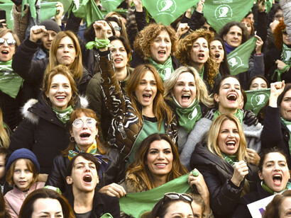 Pañuelos verdes por una ley del aborto