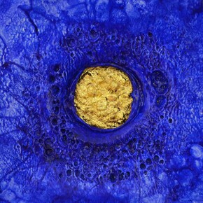 Enrico Magnani, Neptune No. 7, 2015, acrilico, pietre e foglia oro 24kt su materiale polimerico, cm. 29x29. Courtesy of Chiostri di San Domenico 