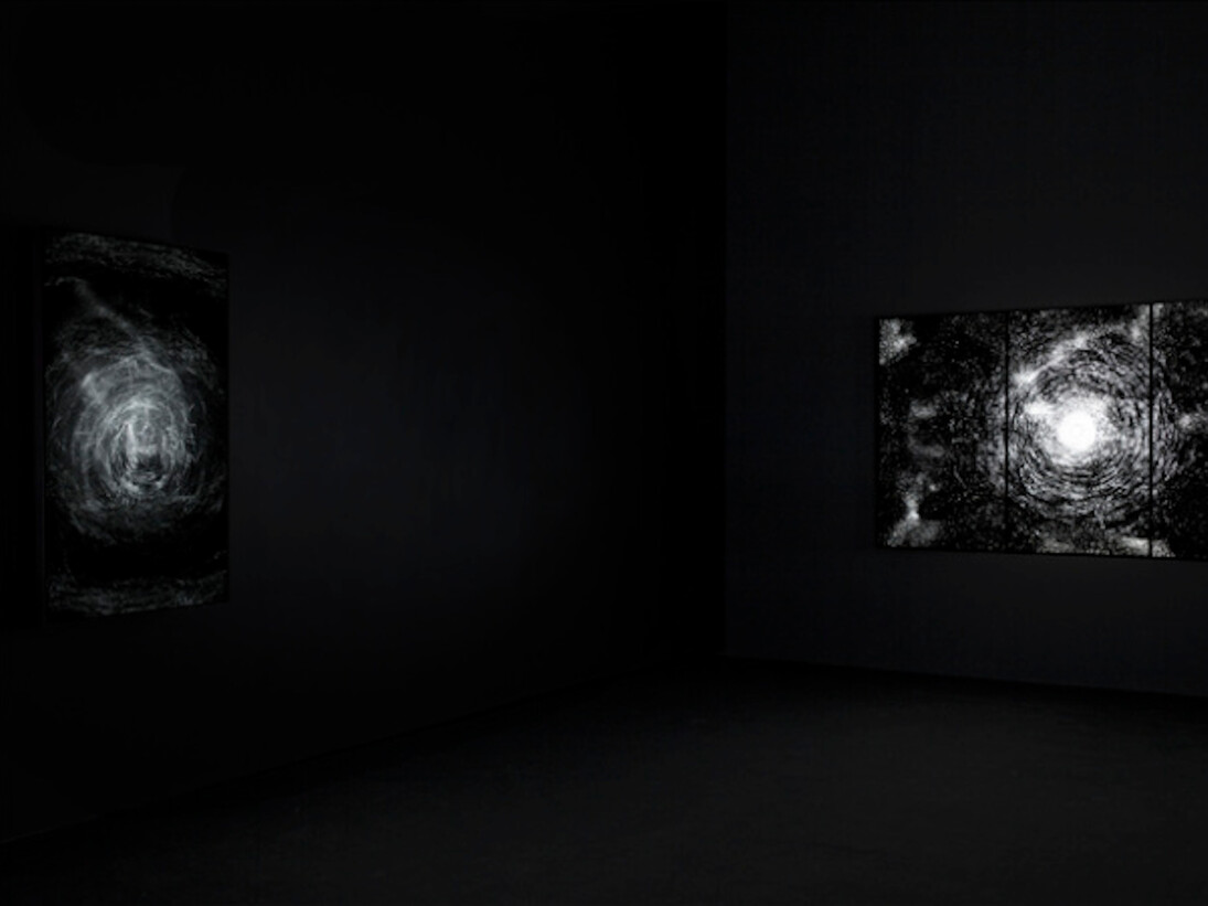 Leo Villareal, Exhibition view. Courtesy of Pace Gallery