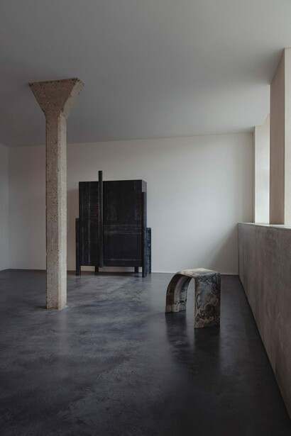 Various artists, Living now, exhibition view. Courtesy of Carpenters Workshop Gallery