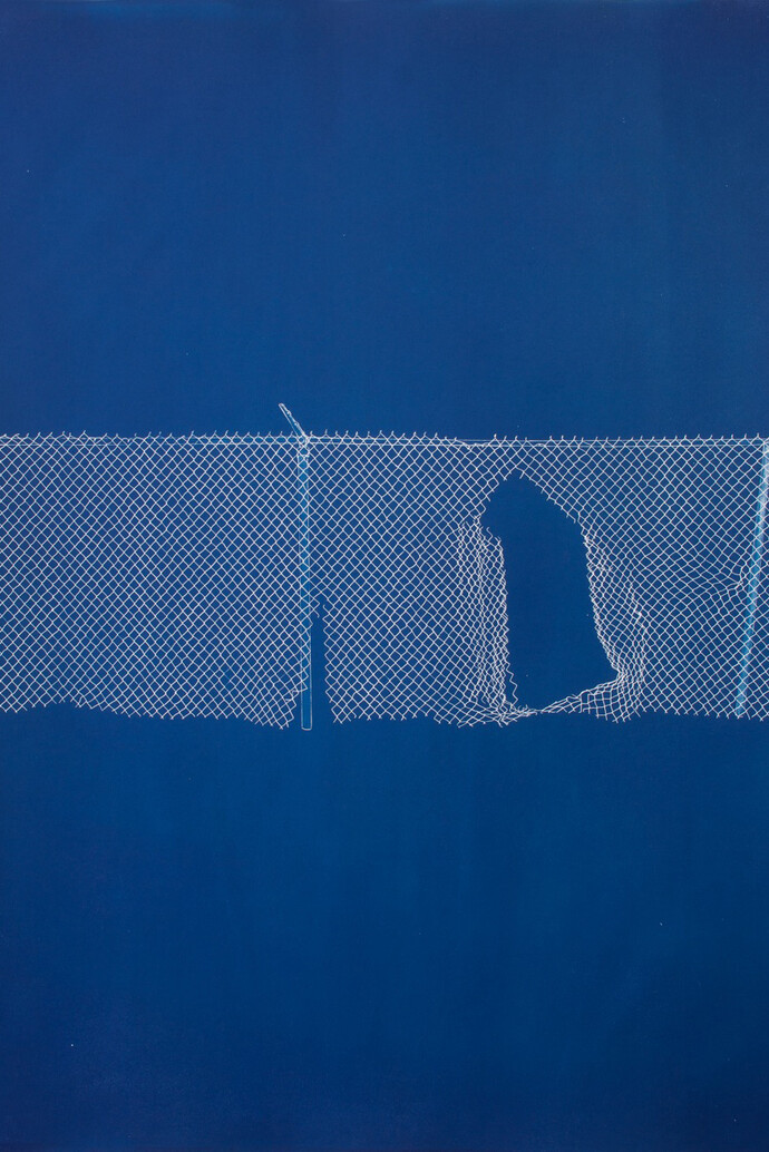 Michel de Broin, Anthropométrie, 2013, Série de 6 épreuves, cyanotype sur papier Stonehenge, 76 x 102 cm , Courtesy Michel De Broin et Galerie Eva Meyer 
