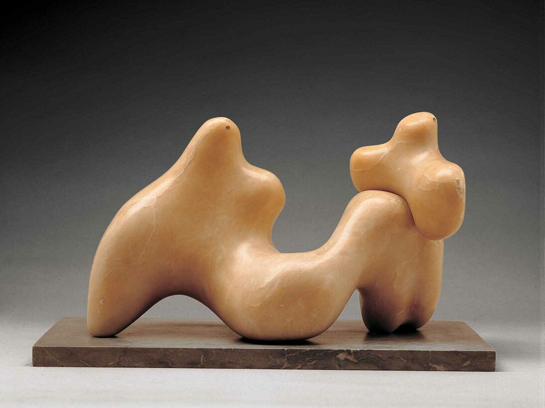 Barbara Hepworth, Large and Small Form 1934, Sculpture, White alabaster, 250 x 450 x 240 mm, Courtesy of the Pier Arts Centre © Bowness, Hepworth Estate