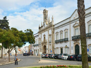 A exposição reunirá trabalhos de Luís Marques e Rúben Gonçalves na Galeria Trem, em Faro, Portugal