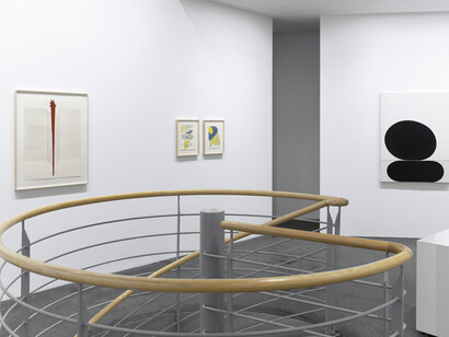 Gary Kuehn, installation view. Courtesy of Häusler Contemporary München