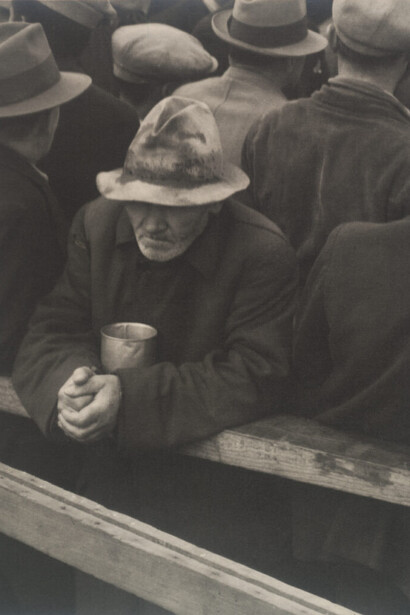 Dorothea Lange, White angel breadline, San Francisco, 1933. Courtesy of San Francisco Museum of Modern Art