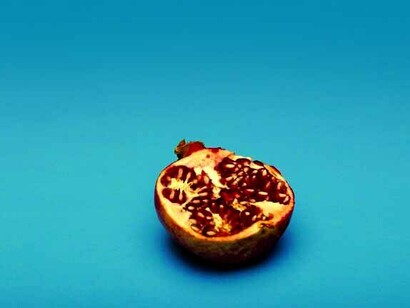 Romã considerada como um fruto cortês e sanguíneo