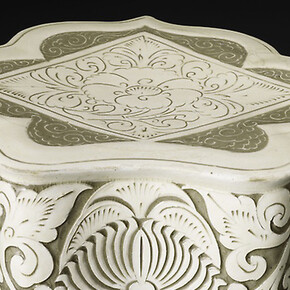 China, Cloud-Shaped Pillow with Peony Scroll, Northern Song dynasty (960–1127), late 10th/early 11th century