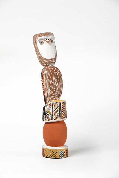 David Tipuamantumirri, Jurrikukuni tutini (Boo-book owl pole) (detail). Courtesy of Outstation Gallery