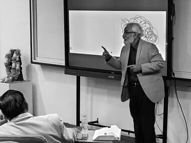 Amit Ganjoo, en una conferencia sobre la «Percepción», su ultima obra