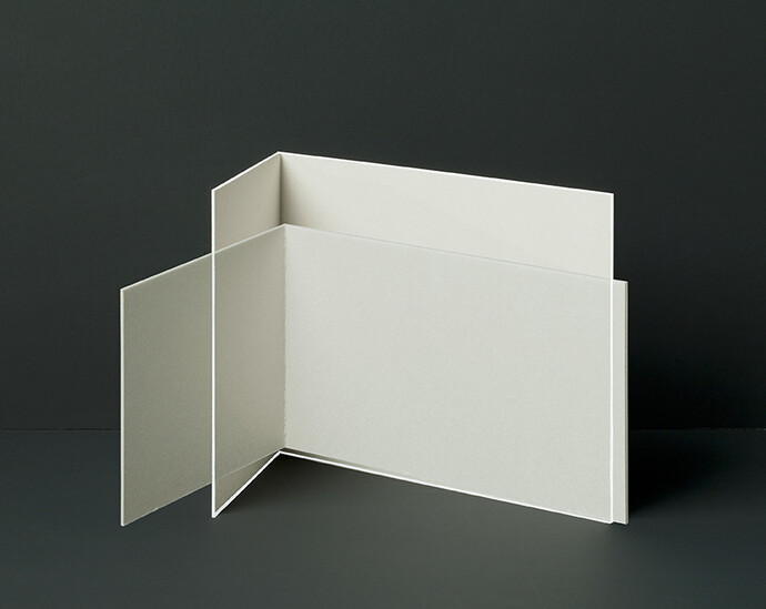 Miriam Böhm, MBoe/P 74/2, , "Equally IV", 2015, 66 x 83 cm, C-print, Ed. 2/4 + 2 AP, Courtesy the artist and Wentrup, Berlin, Photo: Miriam Böhm