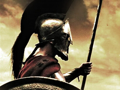 Lacónico hace referencia a la forma de hablar y pensar de los habitantes de la región de Laconia, en la Antigua Grecia, donde estaba situada Esparta