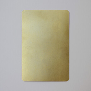 Stéphanie Saadé, "Golden Memories", 2014, ancienne photographie, feuille d’or, éd. unique + 2ea, var. n°2/5, 10 x 15 cm, courtesy of galerie anne barrault