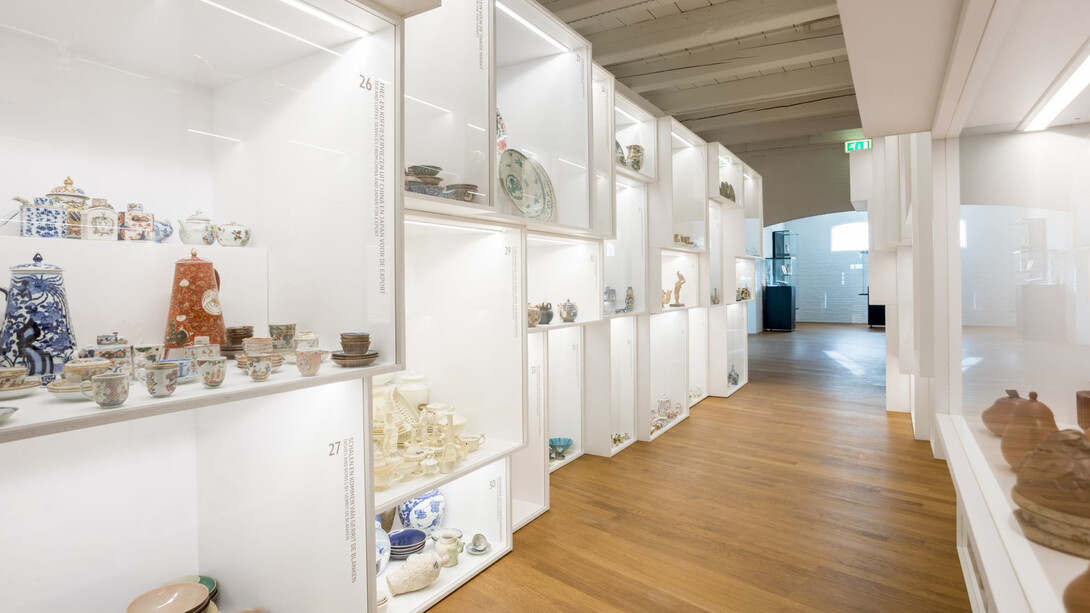 From East and West. Courtesy of Keramiekmuseum Princessehof