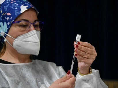 Auch wenn 43% der Menschen in den USA vollständig gegen Covid-19 geimpft sind, reicht dies nicht aus
