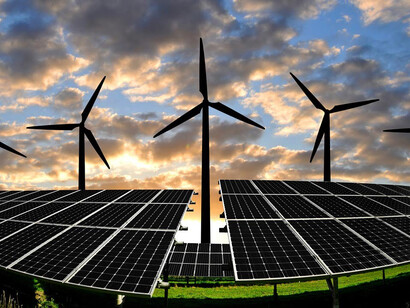 Central eléctrica mixta de energía eólica y solar