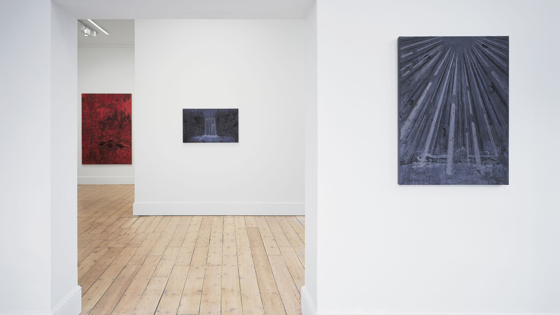 Michael Raedecker, placebo drive, exhibition view. Courtesy of GRIMM