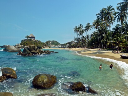 Santa marta presume de ser la ciudad más antigua de Colombia y de contar con más de 100 playas