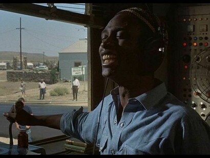 Super Soul, speaker cieco della radio K.O.W in Punto Zero
