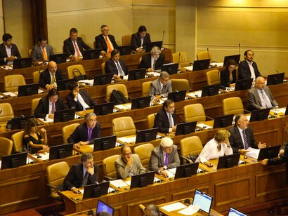 El Congreso Nacional de Chile es el órgano legislativo de la República de Chile: un órgano bicameral compuesto por una Cámara de Diputados y un Senado