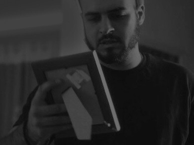"Out of Control" è un album di impostazione concettuale