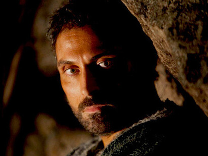 Rufus Sewell, uno de los protagonistas de la serie «Los pilares de la Tierra»
