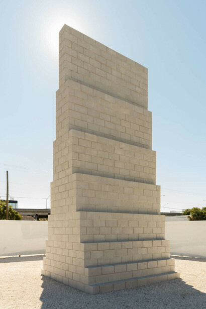 Sol LeWitt. Courtesy of ICA