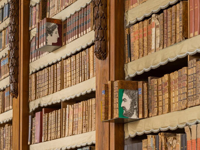 Fornasetti, Theatrum Mundi el el Conjunto Monumental de la Pilotta