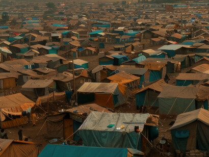 Residents of this township face daily hardships, symbolising the broken systems that prevent African nations from achieving the growth and prosperity they strive for, trapped by ineffective governance and external pressures