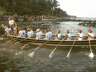 Boat launching ceremony, Lakshadweep islands, a unique culture threatened by attempts at homogenisation and 'development' © Sunita Rao