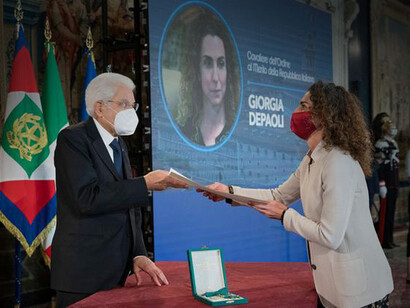 Giorgia Depaoli fu tra i 50 cittadini italiani che il presidente Sergio Mattarella volle insignire dell'onorificenza di Cavaliere al Merito della Repubblica