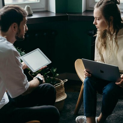 Integrações de IA em ferramentas como Canva e WhatsApp trazem inovação na criação de conteúdo e comunicação